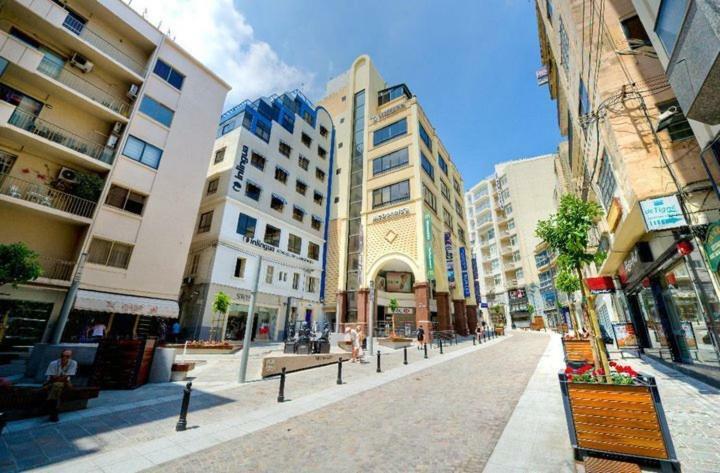 Cosy 1Br Penthouse With Terrace, Great Location Apartamento Gzira Exterior foto